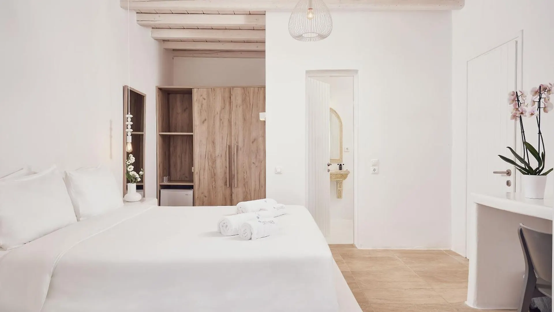 Villa Petrolefko By Ethos Hospitality Ornos   Ornos (Mykonos)